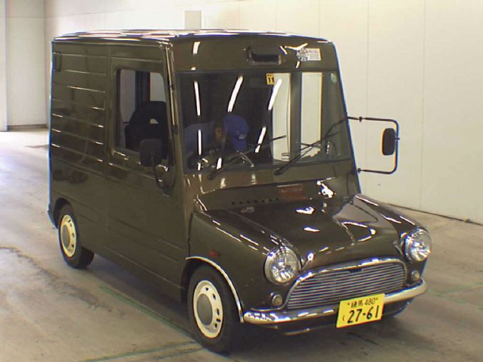 Daihatsu Mira Walk-Through Van & Mini face